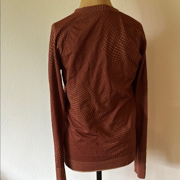 Lululemon sz 8 Rest Less Pullover Grid Warp Date Brown/Desert Sun long sleeve - Picture 5 of 7
